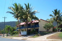 Whitsunday Waterfront Apartments - Hobart Tourism 0