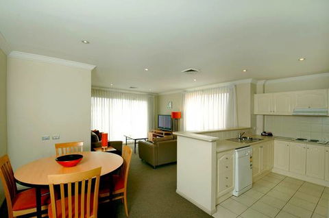 Wollongong Serviced Apartments - Tourism TAS 2