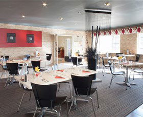 Banksia Gardens Resort Motel - Hobart Tourism 1