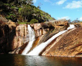Serpentine Falls Park Home And Tourist Village - Hobart Tourism 0