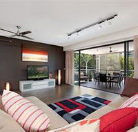 Absolute Waterfront Rainforest Apartment - Hobart Tourism