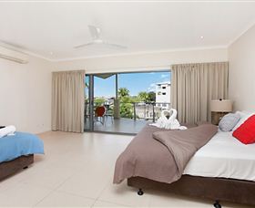 Bay View Luxury Waterfront Villa - Hobart Tourism 3