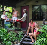Airlie Beach Magnums Backpackers - Hobart Tourism