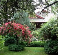 Allan Court Gardens Accommodation - Hobart Tourism