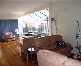 Apollo Bay Bed And Breakfast - Tourism TAS 4