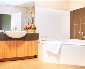 George Kerferd Hotel - Tourism TAS 1