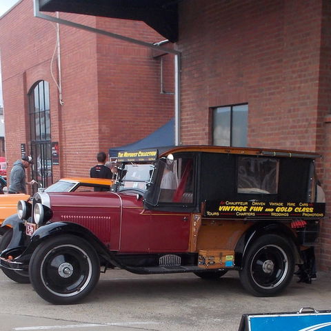 Vintage Fun Hire Cars - Tourism TAS 0