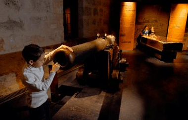Western Australian Shipwrecks Museum - Hobart Tourism 3