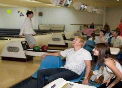 Rosebud Tenpin Bowl - Tourism TAS 3