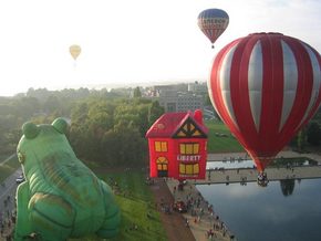 Balloon Safari - Tourism TAS 2