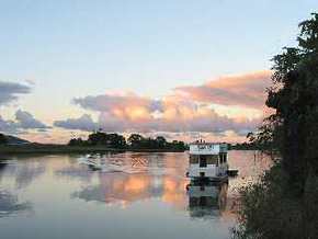 Tweed River House Boats - Tourism TAS 1