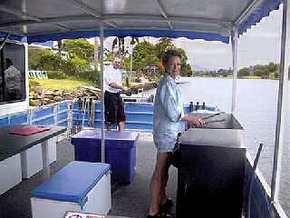 Tweed River House Boats - Tourism TAS 2