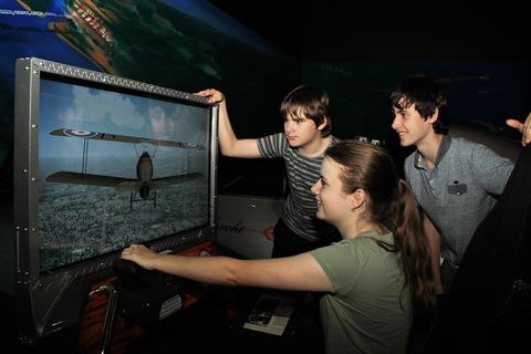 Hinkler Hall Of Aviation - Tourism TAS 1