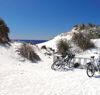 Little Parakeet Bay - Hobart Tourism
