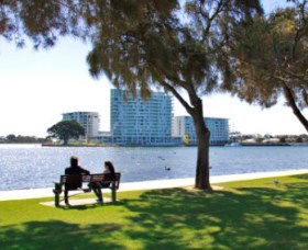 Foreshore Reserve - Hobart Tourism 0