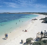 Salmon Bay - Hobart Tourism