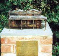 Sculpture Of Beetaloo Reservoir Hotel