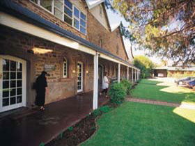 Annies Lane - Tourism TAS 0