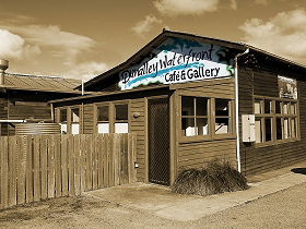 Dunalley Waterfront Cafe And Gallery - Hobart Tourism 0