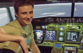 Simsation, Live The Dream, Fly A 737 - Hobart Tourism 0
