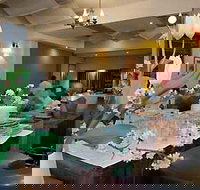 The Chairman and Yip - Hobart Tourism