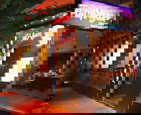 Taj Agra Dickson - Tourism TAS 0