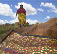 Julalikari Arts - Tourism TAS