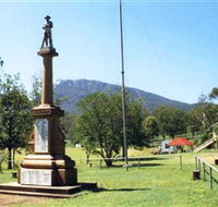 Maroon State School War Memorial - Hobart Tourism