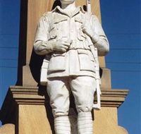 Beaudesert War Memorial - Hobart Tourism