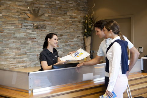 Harbour Town Outlet Shopping Centre - Hobart Tourism 2