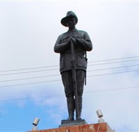 Charters Towers Memorial Cenotaph - Tourism TAS