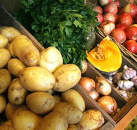 Lancefield and District Farmers Market - Tourism TAS