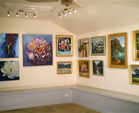 Ros McArthur Art Studio - Hobart Tourism 0