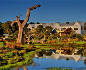 The Minya Vineyard & Winery - Hobart Tourism 0