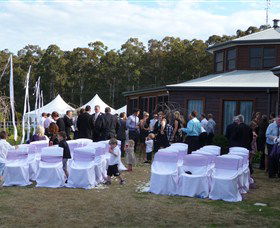 Roses Vineyard At Innes View - Tourism TAS 1