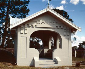 Stanthorpe Soldiers Memorial - Tourism TAS 0