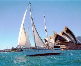 A Luxury Yacht On Sydney Harbour - Hobart Tourism 1