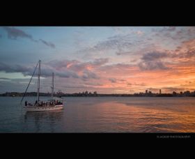 A Luxury Yacht On Sydney Harbour - Hobart Tourism 3