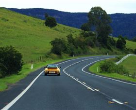 Cliff To Coast Sports Car Drives - Tourism TAS 7