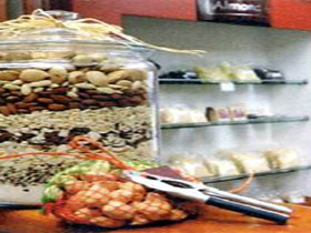 Almondco Almond Hut - Tourism TAS 1
