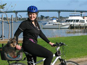 Encounter Bikeway - Hobart Tourism 1
