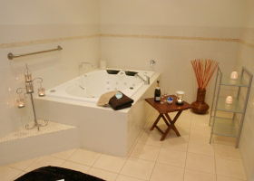 Visible Effects Cosmetic Clinic And Day Spa - Hobart Tourism 1