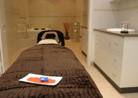 Visible Effects Cosmetic Clinic And Day Spa - Hobart Tourism 4