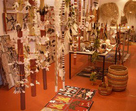 Elcho Island Art And Craft - Tourism TAS 1
