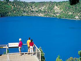 Blue Lake Rotary Lookout - Hobart Tourism 0