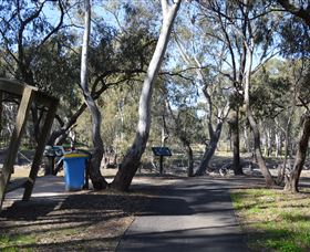 Beach To Beach Riverside Walk - Hobart Tourism 3