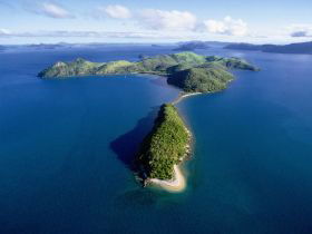 Molle Islands National Park - Hobart Tourism 1