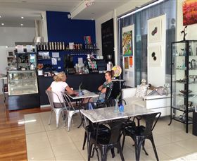 Blue Artz Gallery & Cafe - Hobart Tourism 4