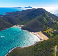Basil Bay on Keswick Island - Hobart Tourism