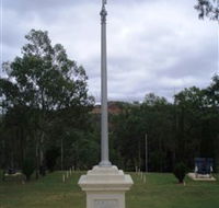 The Coronation Lamp Memorial - Tourism TAS